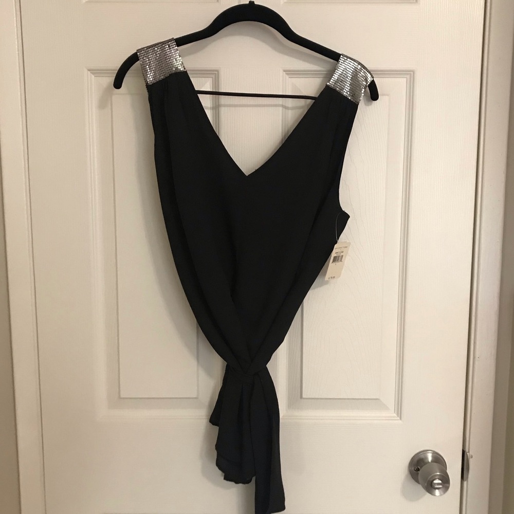 Shiny shoulder tie waste blouse